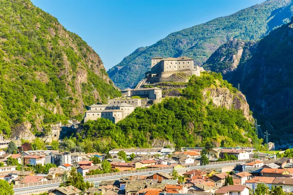 Fort Bard, Valle de Aosta, Italia — Foto de Stock