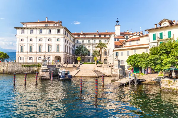 Stresa, озера Маджоре, Італії, 05 Липень 2017 року. Перегляд епохи Відродження — стокове фото