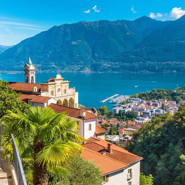 Kostel Madonna del Sasso, Locarno, Švýcarsko — Stock fotografie