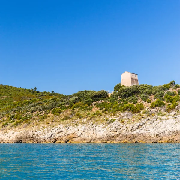 Vue panoramique de la baie de San Felice ; Pouilles, Italie . — Photo