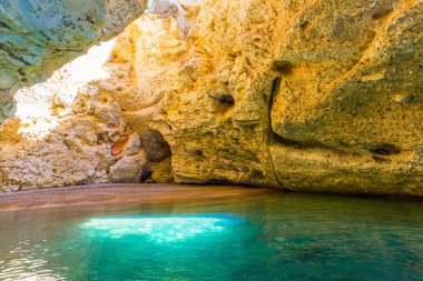 Uçurum Pugnochiuso, Apulia, İtalya