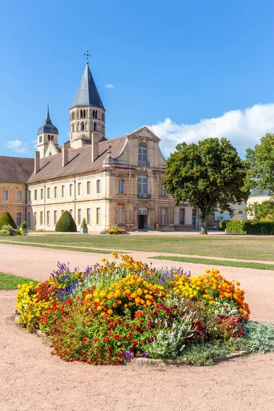 Patio Abadía Medieval Cluny Borgoña Francia — Foto de Stock