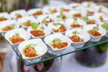 sebze ve peynir çeşitleri aperatifler ve parmak yiyecekleri.