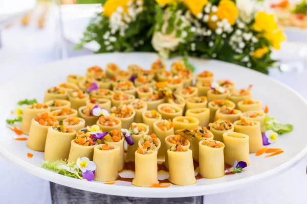 Sortiment Vorspeisen Und Fingerfood Mit Pasta — Stockfoto