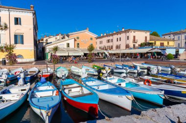 Bardolino limanı, Garda Gölü, İtalya