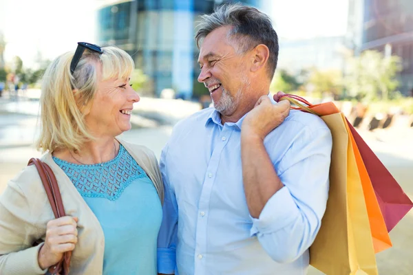 Senior Couple Outdoors — Stock Photo, Image