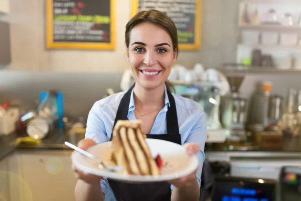 Mulher trabalhando no café — Fotografia de Stock