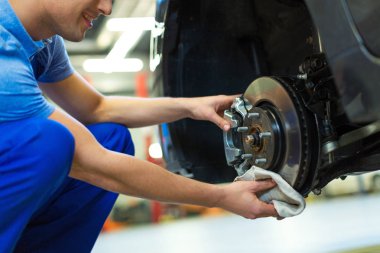 Araba tamircisi atölye 