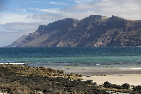 Playa Famara Lanzarote Kanarya Adaları — Stok fotoğraf