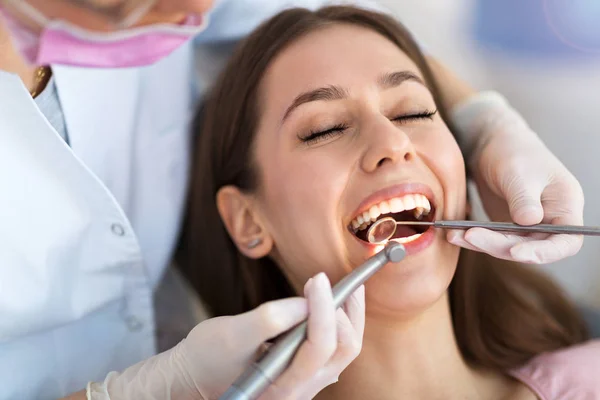 Dentista Paciente Consultorio Del Dentista —  Fotos de Stock