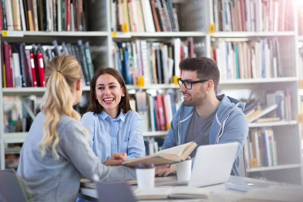 University Students Working Library Campus — Stock Photo, Image