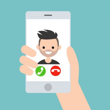 Bir akıllı telefon tutan el. Genç sakallı adamdan gelen arama