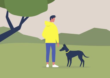 Genç erkek karakter, köpekleriyle birlikte ormanda yürüyor, boş zaman aktiviteleri, yaz zamanı.