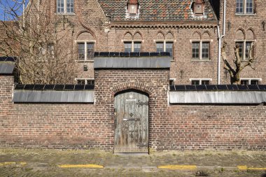 Gent, Belçika - 22 Mart 2020: The Saint Elisabeth beguinage veya Groot Begijnhof Unesco Dünya Mirası