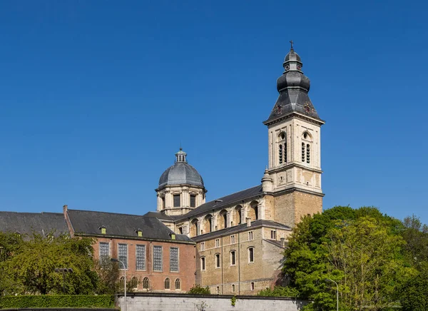 Ghent, Belgium - April 26, 2020: The Sint Pieterskerk or Our Lady of Saint Peter Church 뒤에서 본 — 스톡 사진