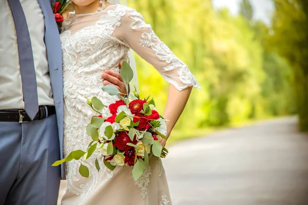 Düğün, gelin damat buketi ve aşk