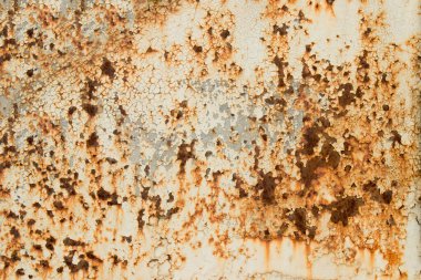 Suyun sebep olduğu paslı çelik levha..