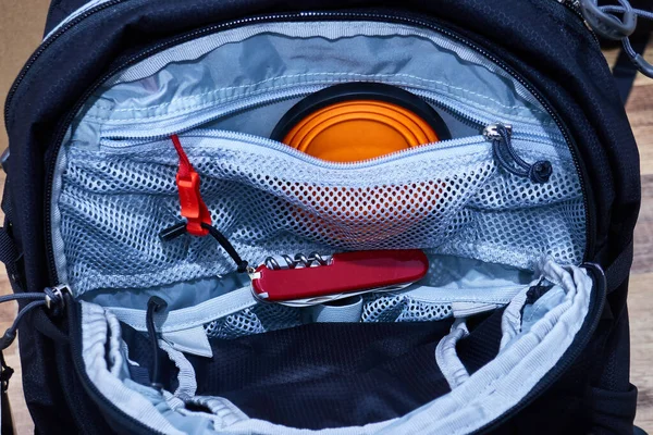 Embalar Cosas Como Cuchillo Una Taza Bolsillo Mochila —  Fotos de Stock