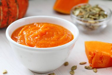 Ev yapımı kabak püresi