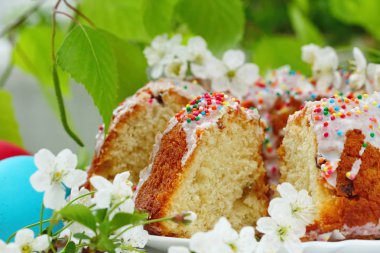 yumurta ve Paskalya kek