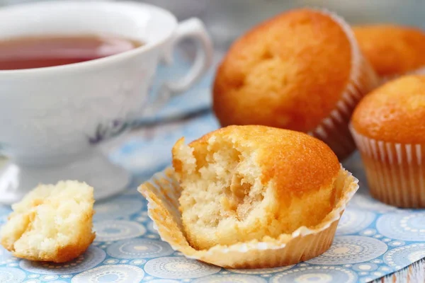 Muffins y té — Foto de Stock