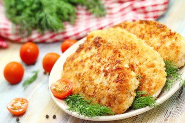 Kızarmış tavuk fileto ekmek kırıntı