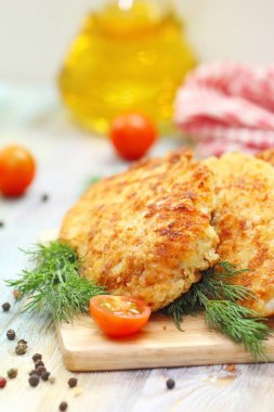 Kızarmış tavuk fileto ekmek kırıntı