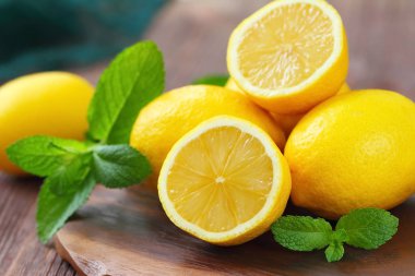 Masada taze limonlar