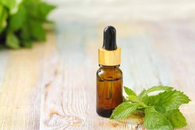 temel aroma yağı nane ile