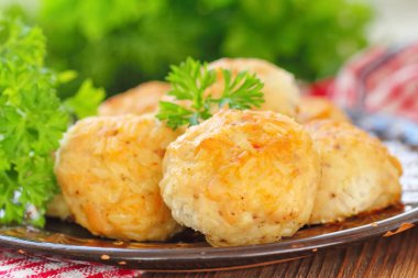 Tavuk köfte pirinç ve sebze ile