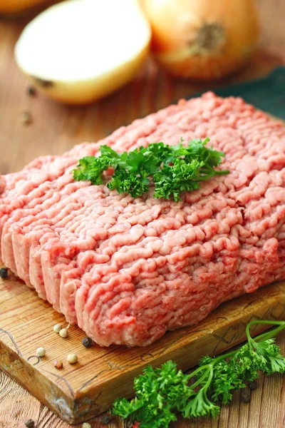 Çiğ kıyma.