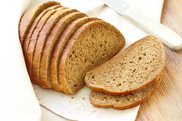 Pão de centeio caseiro — Fotografia de Stock