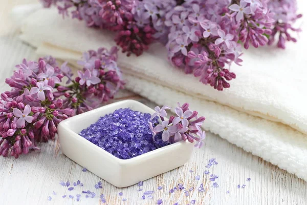 SPA setting with sea salt and lilac — Stock Photo, Image