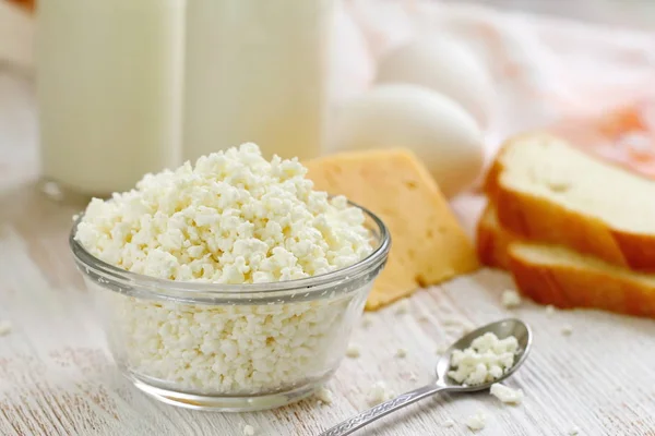Milchprodukte Für Ein Gesundes Frühstück Quark Milch Eier Und Käse — Stockfoto