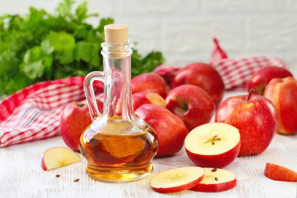 Vinaigre Pomme Bouteille Vinaigre Pomme Sur Fond Bois Aliments Sains — Photo