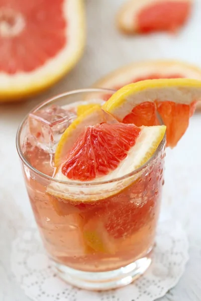 Bevanda Rinfrescante Cocktail Pompelmo Coctail Detox Con Frutta Fresca — Foto Stock