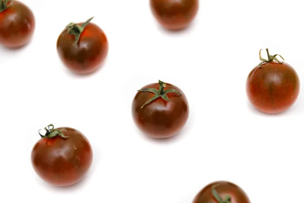 Tomates Negros Sobre Fondo Blanco Comida Vegetariana Saludable Cocina Tradicional —  Fotos de Stock