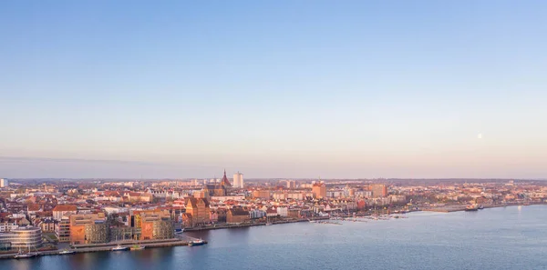 Panoramic View City Rostock Aerial View River Warnow Skyline Sunrise — Foto de Stock