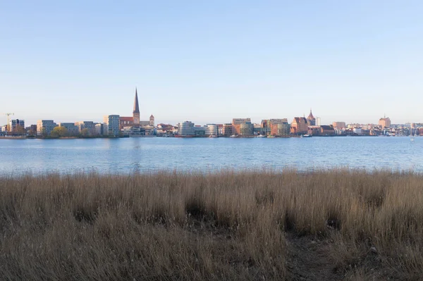 Panorama Ciudad Rostock Vista Sobre Río Warnow — Foto de Stock