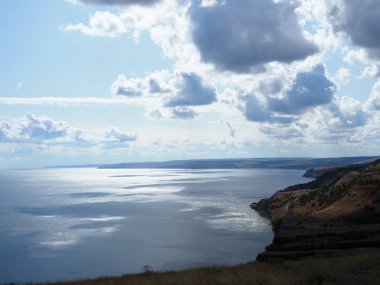 Sonbaharda tepede güzel hava manzara