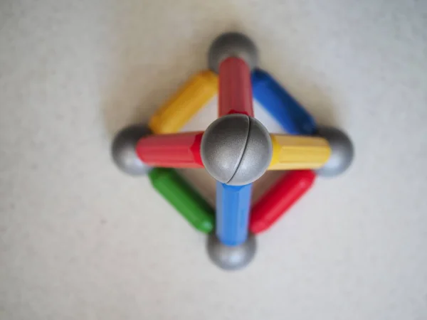 Multi Gekleurde Tetraëder Gebouwd Voor Kinder Magnetische Designer — Stockfoto