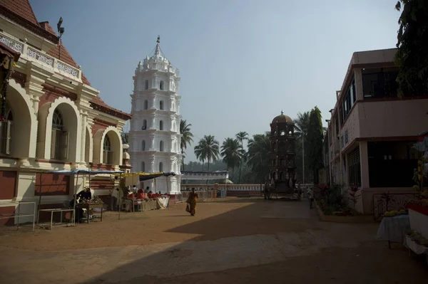 Torre Para Lámparas Icono Templo Sri Mangesh Goa India Templo — Foto de Stock