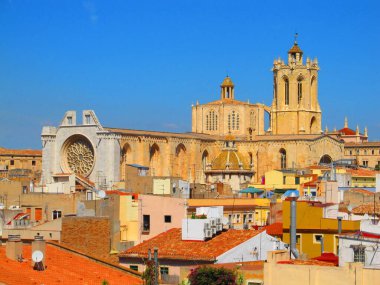 Tarragona Katedrali 'nin manzarası Santa Tecla de Tarragona.