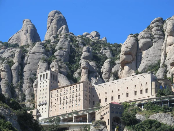 마리아 세라트 수도원 스페인어 Santa Maria Montserrat 바르셀로나에서 가까운 몬트세라트 — 스톡 사진