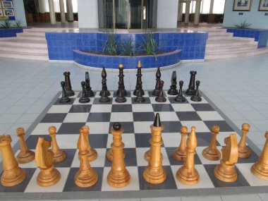 Satranç şehrindeki Satranç Sarayı 'nda büyük bir satranç salonu.
