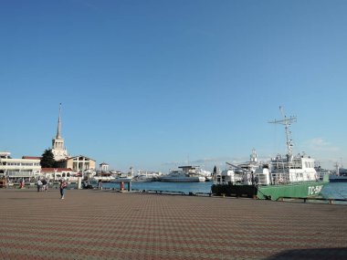 06 07 2016 Soçi. - Rusya. Soçi Ticaret Denizi Limanı.
