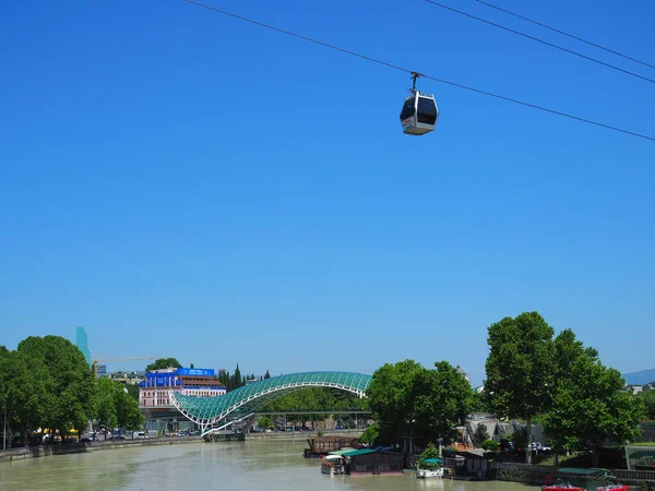 Georgia Tbilisi Ponte Cabine Teleférico — Fotografia de Stock