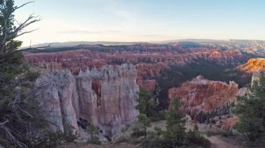 Bryce Kanyonu Ulusal Parkı, Utah, ABD