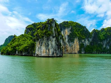 Vietnam 'da ünlü dünya mirası Halong Körfezi manzarası