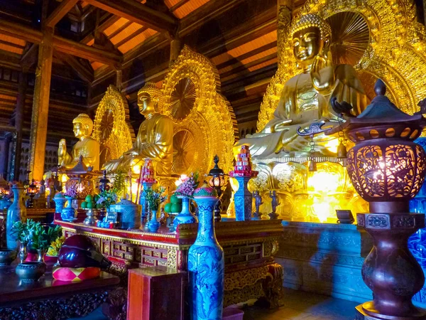 有名な白ディン寺院 ニンビン ベトナム — ストック写真
